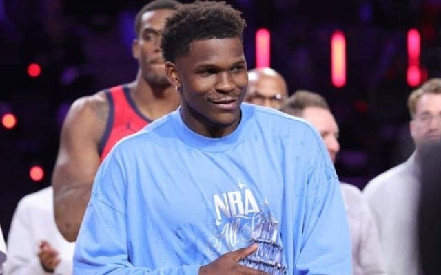 NBAオールスターMVPのエドワーズ…KDらとのマッチアップに「いつだって彼らを料理するつもりでプレーした」