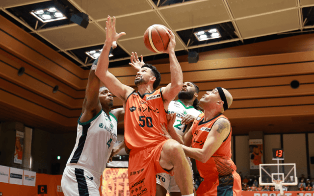 【2月15日のB2試合結果】愛媛は横浜EXに2連勝で上位対決を制す…福島が福井にGAME1の雪辱を晴らす