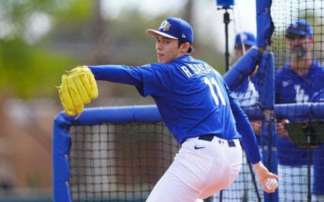 佐々木朗希に“変化”？　「顔つきが違います」気迫溢れる8連発…日米ファン魅了