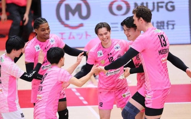 SVリーグ男子　サントリーが連勝を伸ばす　大阪Bと広島THは星を分け合う