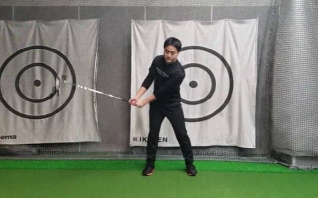 ゴルフスイングの勘違い～スウェーとスライドはなぜ起こるのか～