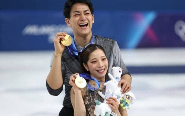 りくりゅうの必見オフ動画！　眠る木原龍一…三浦璃来の起こし方にSNS胸キュン「優しいママ」「お嫁さんやん」【冬季五輪】