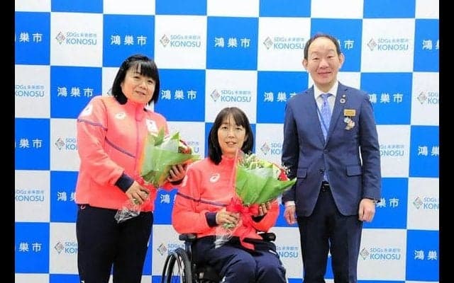 パラ車いすカーリング代表・小川亜希さんを激励　埼玉・鴻巣で壮行会