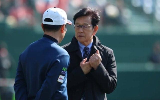 栗山前監督、侍ナインに「連覇おめでとう、と」　宮崎訪問で激励…ダルビッシュにも感謝