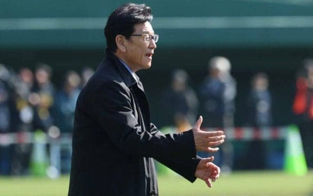 栗山前監督、ダルビッシュを「愛しています」　アドバイザーに感謝…宮崎で念願の再会