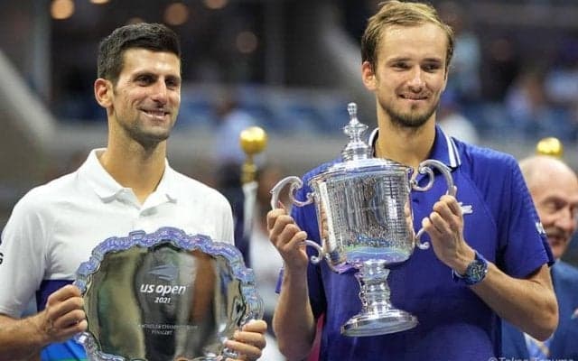 メドベージェフ、3度目の正直でグランドスラム初制覇!ジョコビッチに「ごめんなさい」[USオープン]