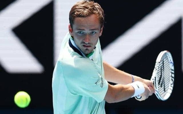 メドベージェフ、高い集中力を維持しキリオスを撃破。トリッキーなプレーにも動じず[全豪オープン]