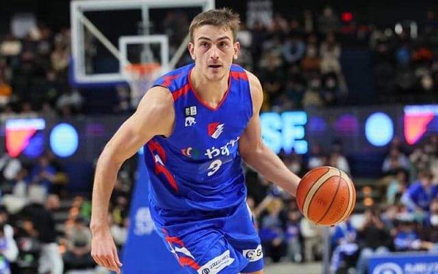 福岡がティム・シュナイダーとの契約解除を発表…ドイツ代表経験を持つ205センチのPF