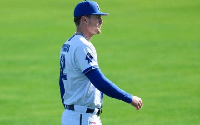 DeNA新助っ人は「マジで本物」　161キロ右腕が超特大弾…球場騒然の一撃「飛ばしすぎやろ」