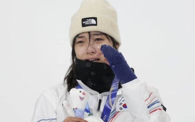 金獲得の韓国スノボ女子に渦巻く“嫉妬”　超高級タワマン育ち判明の17歳になぜか非難噴出「上級国民が獲っただけ」【冬季五輪】
