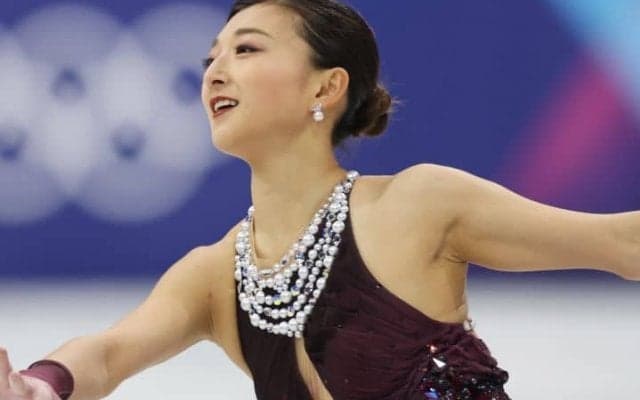 「朝からもらい泣き」「なんて尊い」坂本花織、五輪最後の圧巻演技で堂々の銀メダル！「素晴らしかった！」中井亜美は銅メダル獲得【冬季五輪】