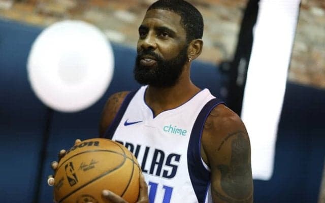 昨年3月に左ヒザACLを断裂したマブスのカイリー・アービングが今季全休