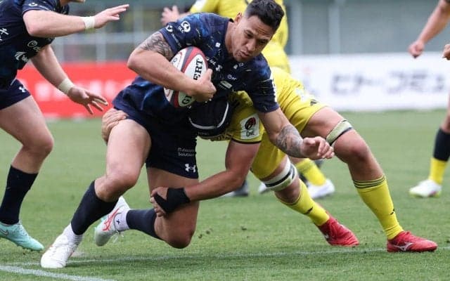 圧倒的な跳躍力で駒沢の空を支配。勝機を呼び込む14番の存在感