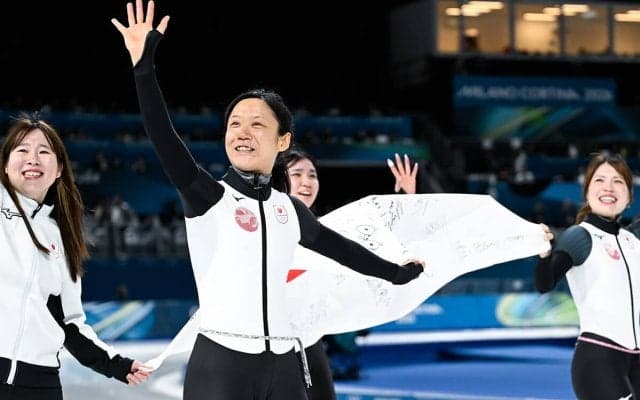 【ミラノオリンピック】女子チームパシュートに銅メダルをもたらした髙木美帆と佐藤綾乃の絆「安心してうしろを任せられた」「かけがえのない存在」