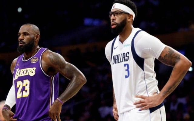 レブロンが“元相棒”デイビスのウィザーズ移籍に言及「来シーズンが本当に気になる」