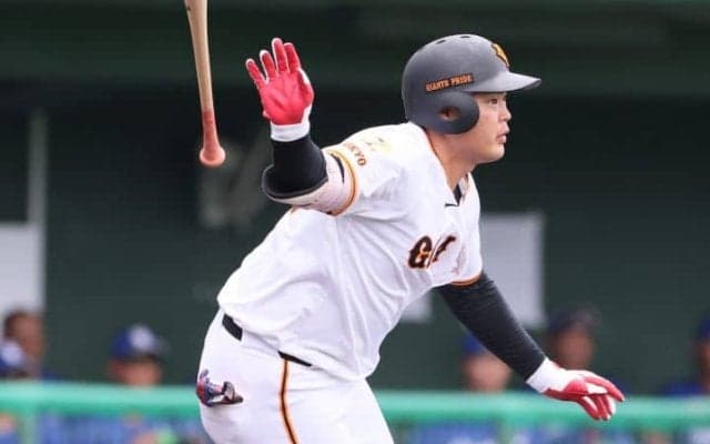 巨人の中軸候補「大穴」に大卒2年目の左の強打者　ベンチが起用したくなる「もう1つの理由」