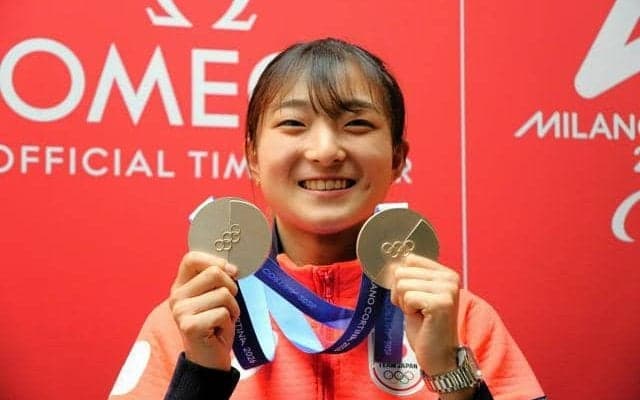 「カオちゃん立派やったよお」　坂本花織、兵庫の祖母に届けるメダル