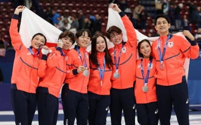 「泣かずには見られない」「このエピソードは反則です」チームジャパンの“結束力”に感涙　三浦璃来が“支えにしてきた一枚”に広がる共感【冬季五輪】