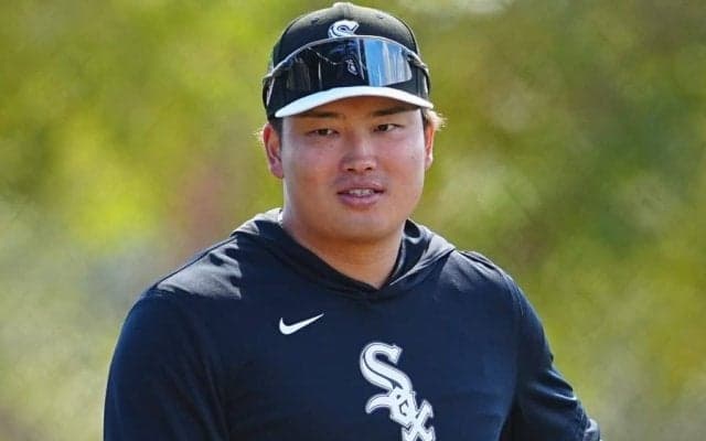 村上宗隆の“謎Tシャツ”の正体　新ブランド設立…新たな寄付活動「世界を揺らしませんか？」