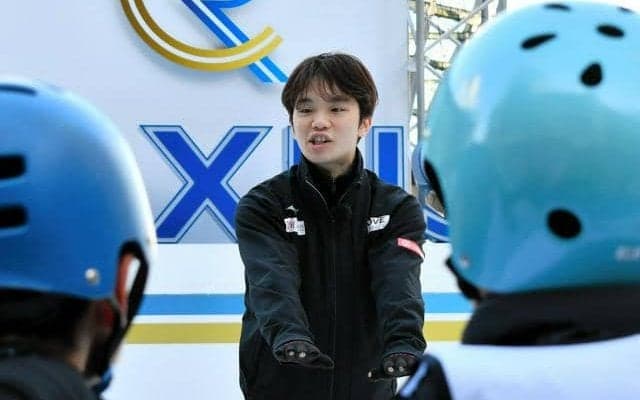 僕も私も「あのオリンピック選手のように」　大阪で基礎スケート教室