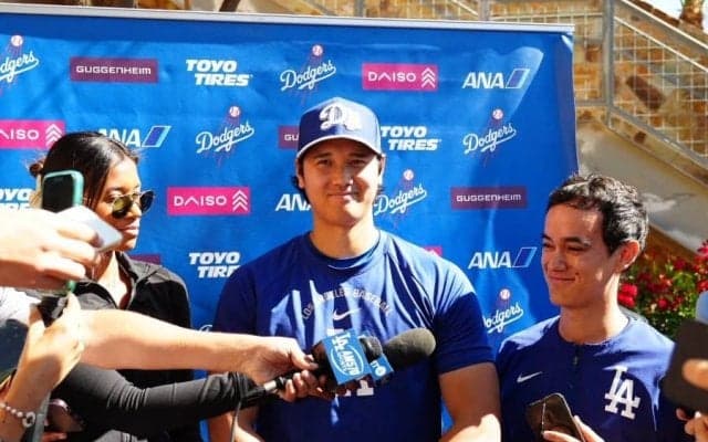 大谷翔平「最後にトラウト選手が出てくるなら」　WBC打者専念も…軽快ジョークで報道陣笑顔