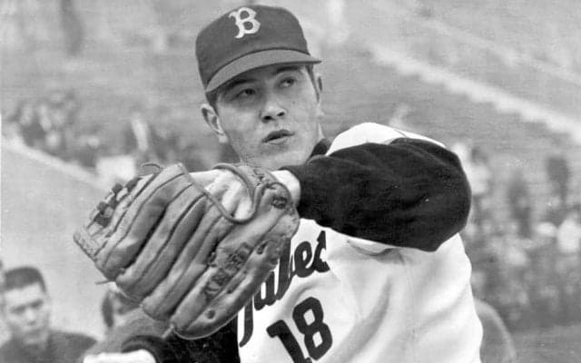 ボロボロの寮…試合後に女性が侵入「追い出して」　ドラ1入団も絶望感、夜に響いた叫び声