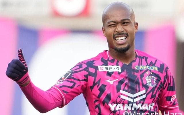 ｢これはもうズラタン｣C大阪の191cm大型FW櫻川ソロモンの豪快＆華麗オーバーヘッド弾に大興奮！｢ついに覚醒しそう｣｢次のワールドカップのエースいけ！｣