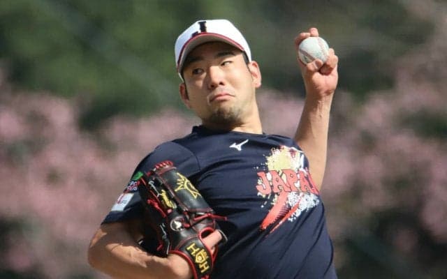 菊池雄星が侍J合宿で威力抜群のキャッチボール！観客から自然と拍手起こる