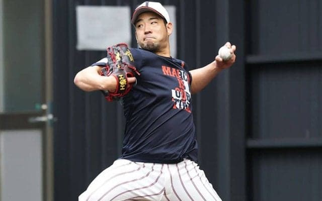 菊池雄星、侍J初ブルペンは「17球」　初球から捕手座らせ投球…ダルビッシュらも熱視線