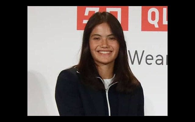  ラドゥカヌがユニクロと契約 