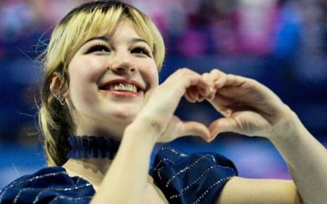 「自分で開けたの！」アリサ・リウが話題のリップピアス秘話を告白　「妹に唇を持ち上げてもらって…」大胆セルフ施術【冬季五輪】