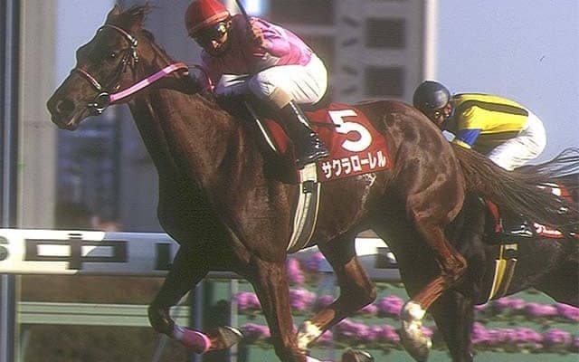 サクラローレルの本格化を印象づけた衝撃の勝利から30年 96年中山記念を回想