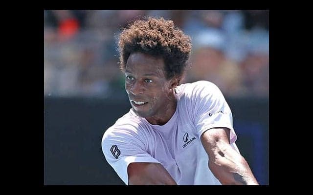  今季引退モンフィス 7大会ぶり白星 