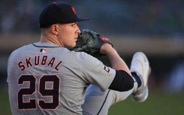 “弱小”だけに登板も…最強左腕の決断が波紋　猛烈批判も米識者が擁護のワケ「なぜ怒るのか」