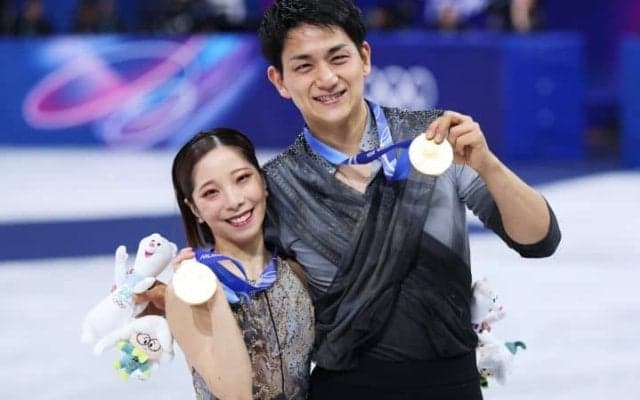 「まさに一心同体ですね」五輪の感動冷めやらぬ中、りくりゅうの“夢の続き”コメントが話題　「信頼以上の絆を感じる」「逆プロポ-ズみたいでニヤける」