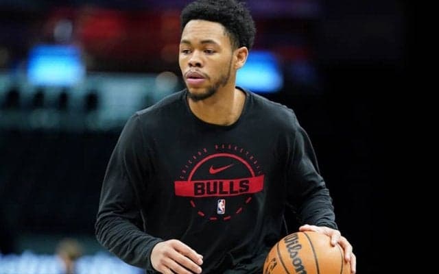 以前に骨折した左手首の症状が悪化…ブルズのアンファニー・サイモンズが復帰時期未定に