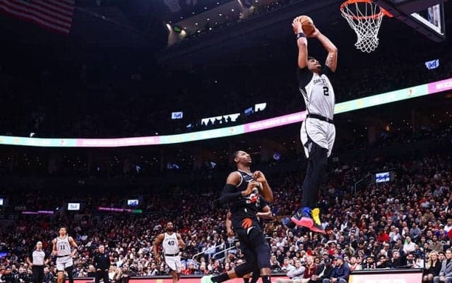 ラプターズとの激闘をものにしたスパーズ、“黄金期”2015－16シーズン以来の10連勝を達成