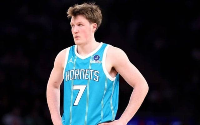 コン・カニップルが8本の長距離砲を炸裂…NBAの新人3P成功数で新記録を樹立