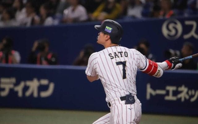 阪神・佐藤輝明が豪快3ラン！強化試合3試合8打点の大活躍【侍ジャパン】