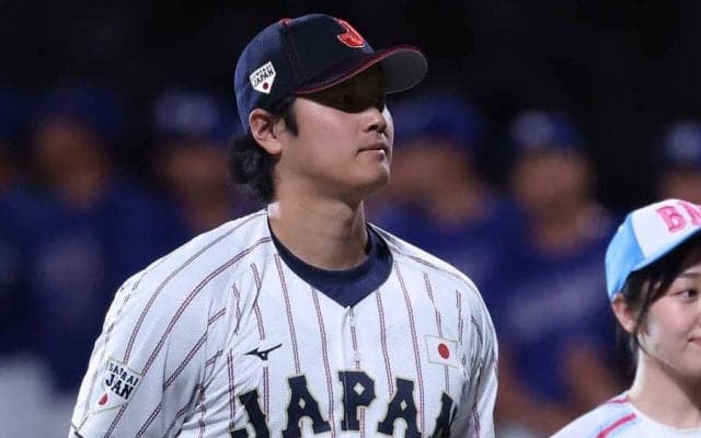 大谷翔平が「涙流してる？」　球場から大歓声直後…見せた“仕草”にネット注目