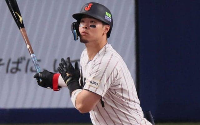 最大10年316億円の絶大評価も　虎の大砲・佐藤輝明にWBCで注がれるMLBスカウトの鋭い眼「多くの球団が興味を示すだろう」