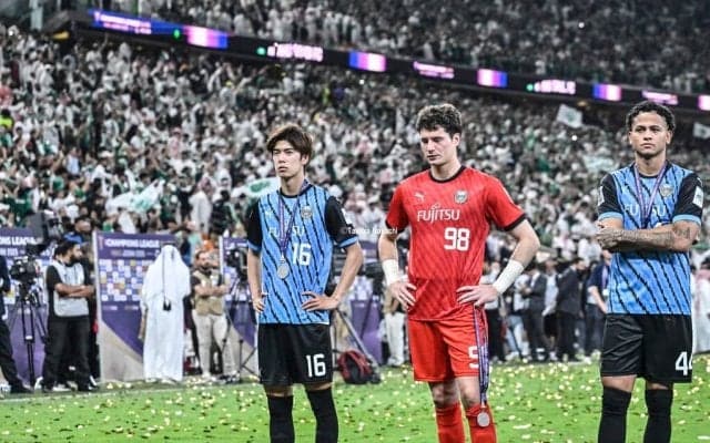 広島vs蔚山で露呈した｢決定力不足再び…｣日本に必要な｢強引で最強のストライカー｣【アジアでの戦いが日本サッカーにもたらすもの】(3)