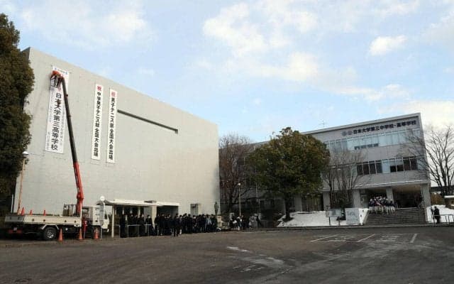 野球部員２人が書類送検の日大三が保護者説明会「何をすれば活動再開？」涙ためて問う人も　