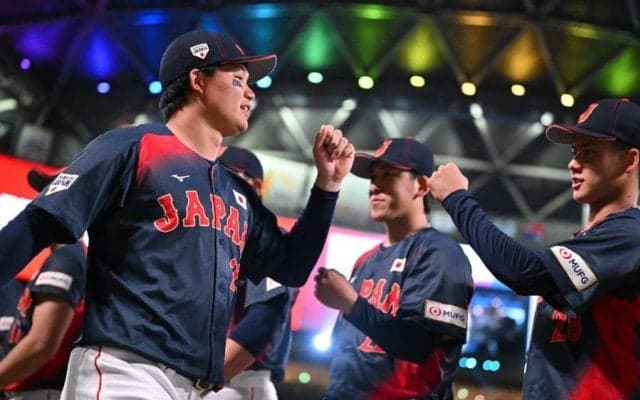 大谷翔平を前に…森下翔太が「うっとりしてる」　まさかの表情に「なんて顔してやがる」