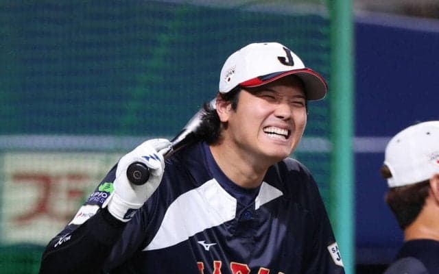【WBC】名古屋駅〝侍ジャパンフィーバー〟大谷翔平ら姿見せ「大谷さーん」「背高っ！」一時騒然