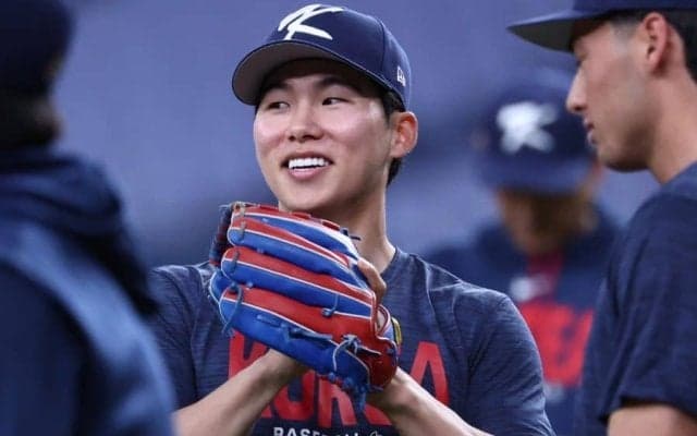 ド軍キム・ヘソンが来日　OP戦打率.462…京セラD前日練習に参加、“韓国のイチロー”の姿も