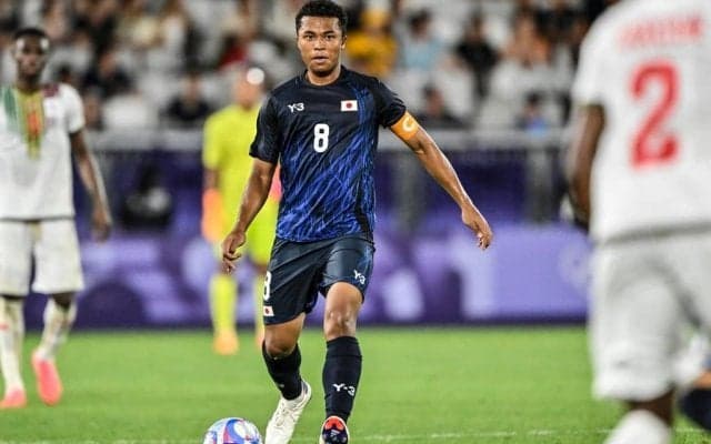 ｢マジでメッシ宿ってるだろ｣藤田譲瑠チマがブンデス舞台で披露“4人包囲網”単独ドリブル突破にファン熱狂！｢推進力すごいな｣｢一瞬メッシみたいでカッコよ｣