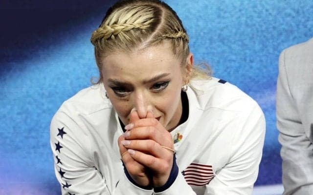 坂本花織を「撮らないで」　フィギュア女子がカメラマンを遮った咄嗟の行動に五輪公式が再脚光「ライバルの人間としての尊厳を優先した」