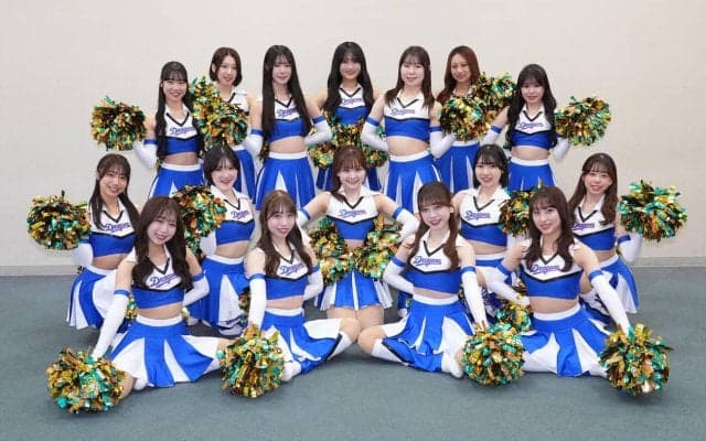 【中日】「チアドラゴンズ2026」伝統のロイヤルブルーの新ユニホームお披露目