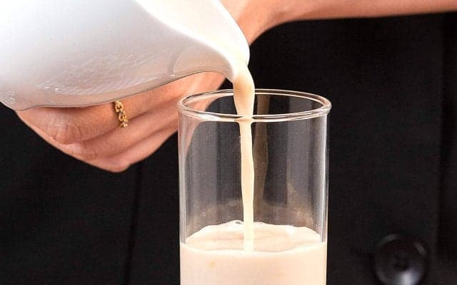アーモンド効果は毎日飲んで大丈夫？飲み続けた場合の体の変化を医師が解説